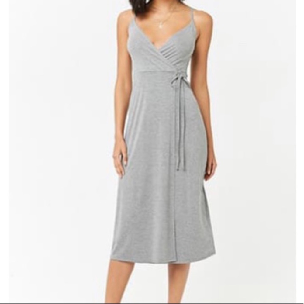 Forever 21 Cami Tulip Dress 
Size: small
Color: heather grey
